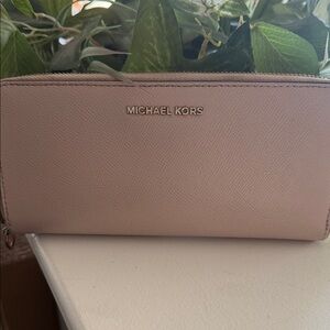 Michael Kors Blush Pink Wallet